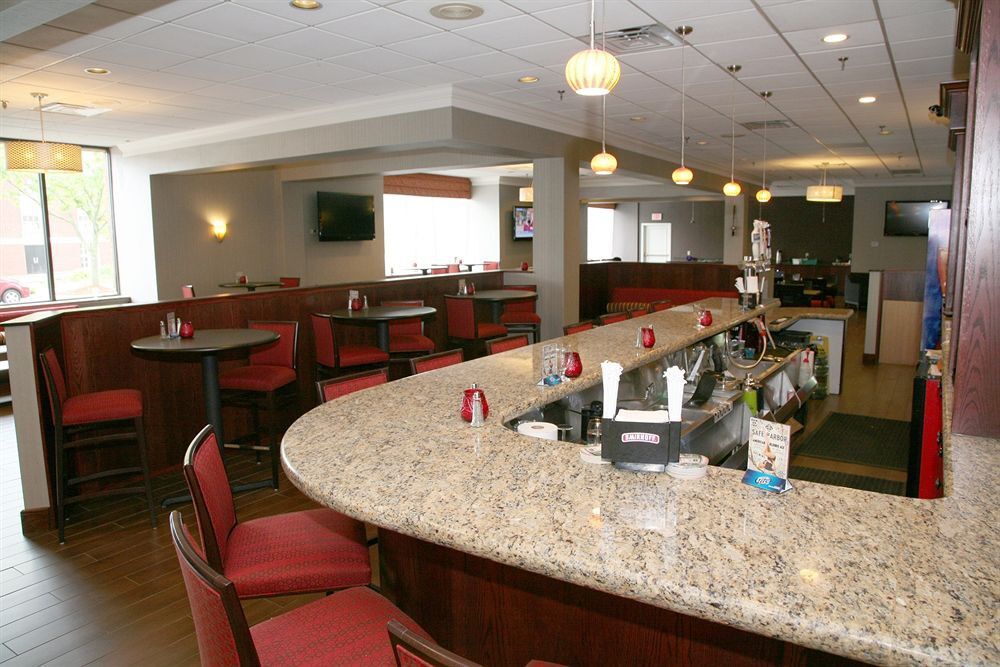 Holiday Inn New London By Ihg מראה חיצוני תמונה
